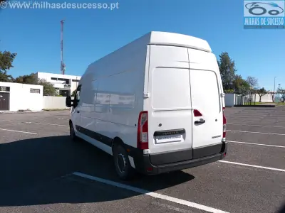 Renault 2017 - 16750 EUR, 185000 km - AUTO.MOTO.pt - 185000km - foto 20 de 21