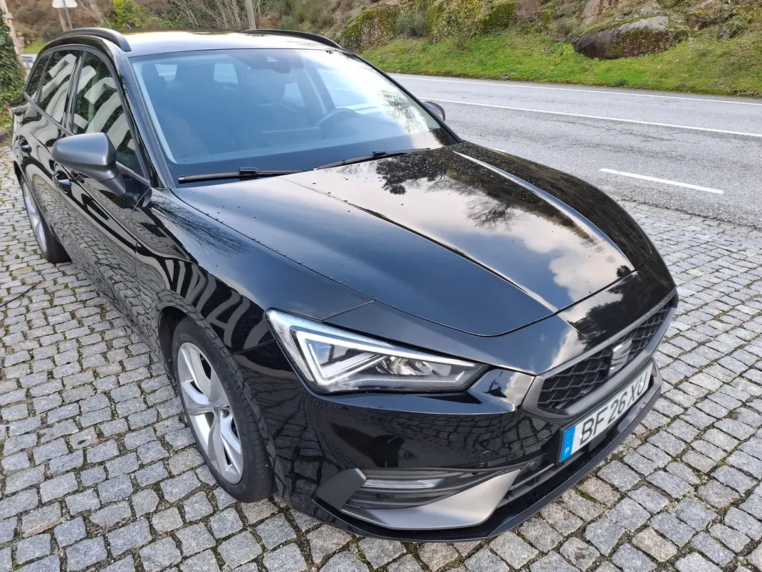 SEAT Leon ST 2020 - 21500 EUR, 180000 km - AUTO.MOTO.pt - 180000km - foto 3 de 14