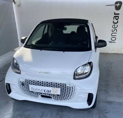 Smart Fortwo Cabrio 2021 - 11500 EUR, 25425 km - AUTO.MOTO.pt - 25425km - foto 5 de 11