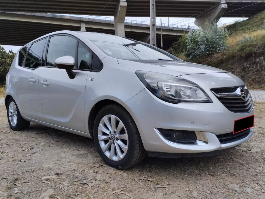 Opel Meriva 2015 - 8950 EUR, 190000 km - AUTO.MOTO.pt - 190000km - foto 2 de 30