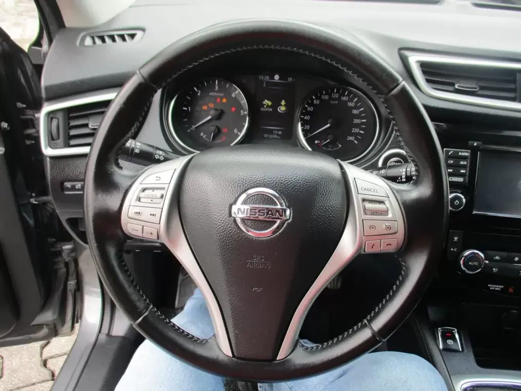 Nissan Qashqai 2016 - 13990 EUR, 190000 km - 190000km - foto 10 de 25