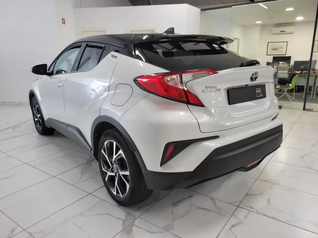 Toyota C-HR 2019 - 22950 EUR, 84605 km - 84605km - foto 10 de 29