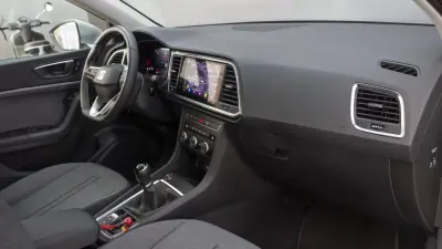 SEAT Ateca 2023 - 18900 EUR, 122000 km - 122000km - foto 13 de 36
