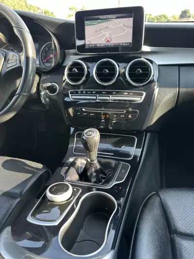 Mercedes-Benz C 180 2017 - 15900 EUR, 249000 km - AUTO.MOTO.pt - 249000km - foto 46 de 58