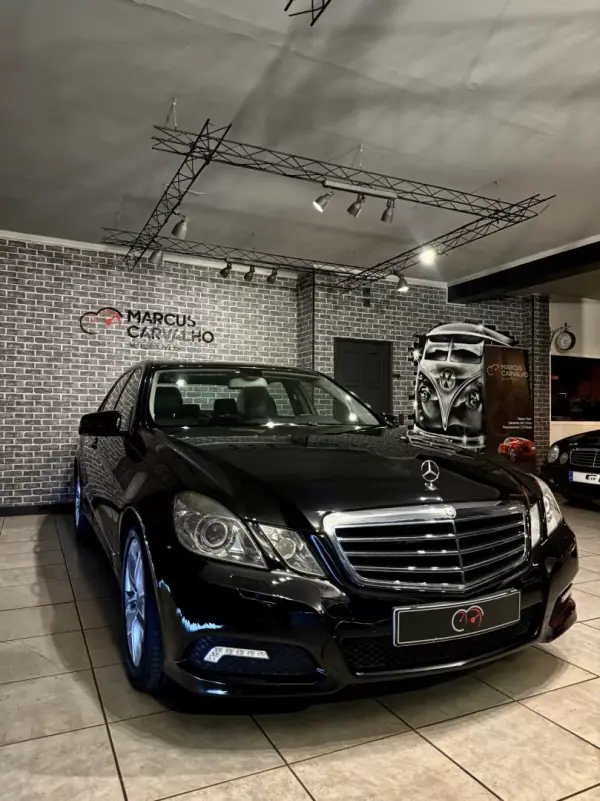 Mercedes-Benz E 350 2010 - 12990 EUR, 280000 km - AUTO.MOTO.pt - 280000km - foto 3 de 12