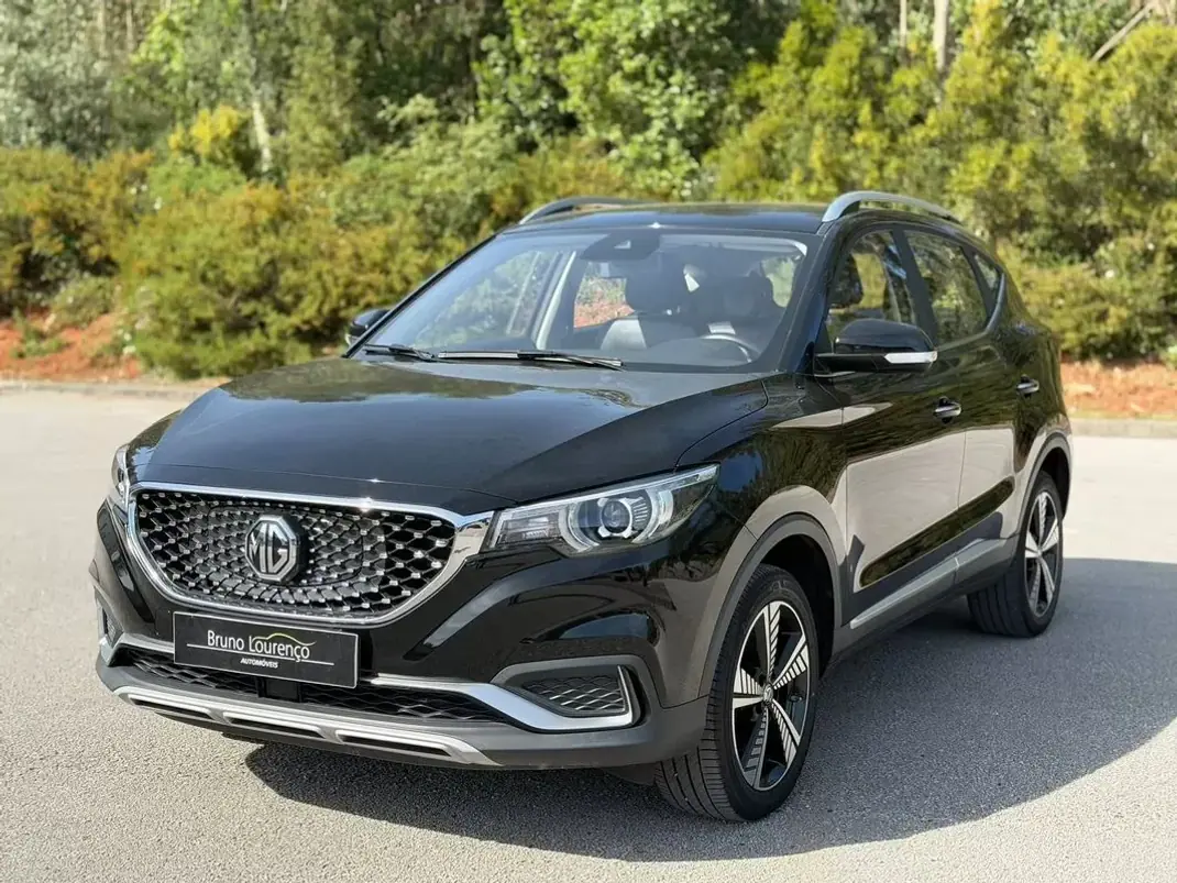 MG ZS 2020 - 16900 EUR, 88892 km - AUTO.MOTO.pt - 88892km - foto 1 de 15