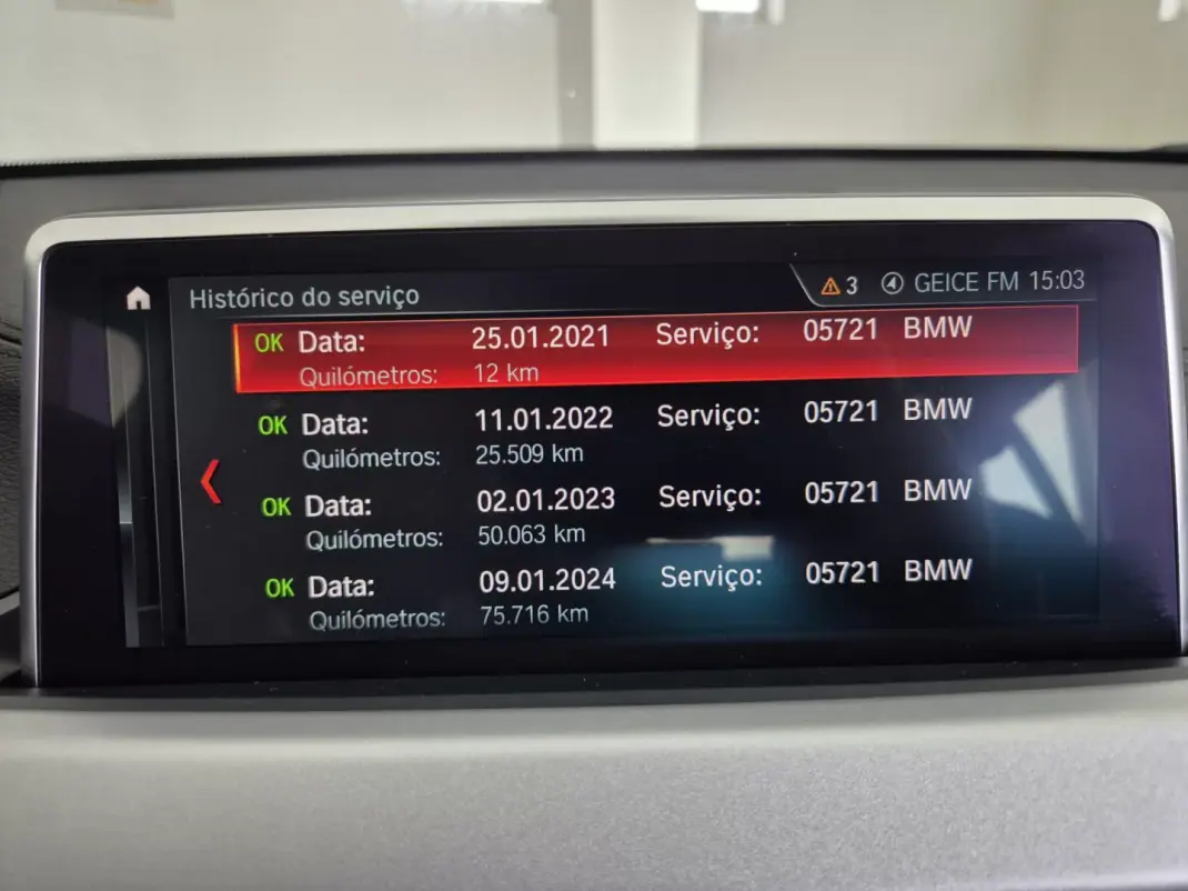 BMW X2 2021 - 26950 EUR, 102000 km - AUTO.MOTO.pt - 102000km - foto 11 de 14