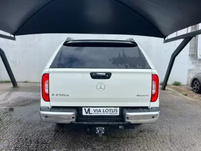 Mercedes-Benz X 250 2020 - 45000 EUR, 56048 km - AUTO.MOTO.pt - 56048km - foto 6 de 8