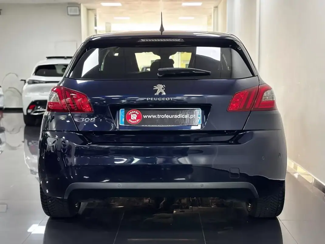 Peugeot 308 2019 - 14900 EUR, 50000 km - AUTO.MOTO.pt - 50000km - foto 8 de 51