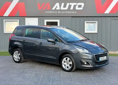 Peugeot 5008 2015 - 214000km