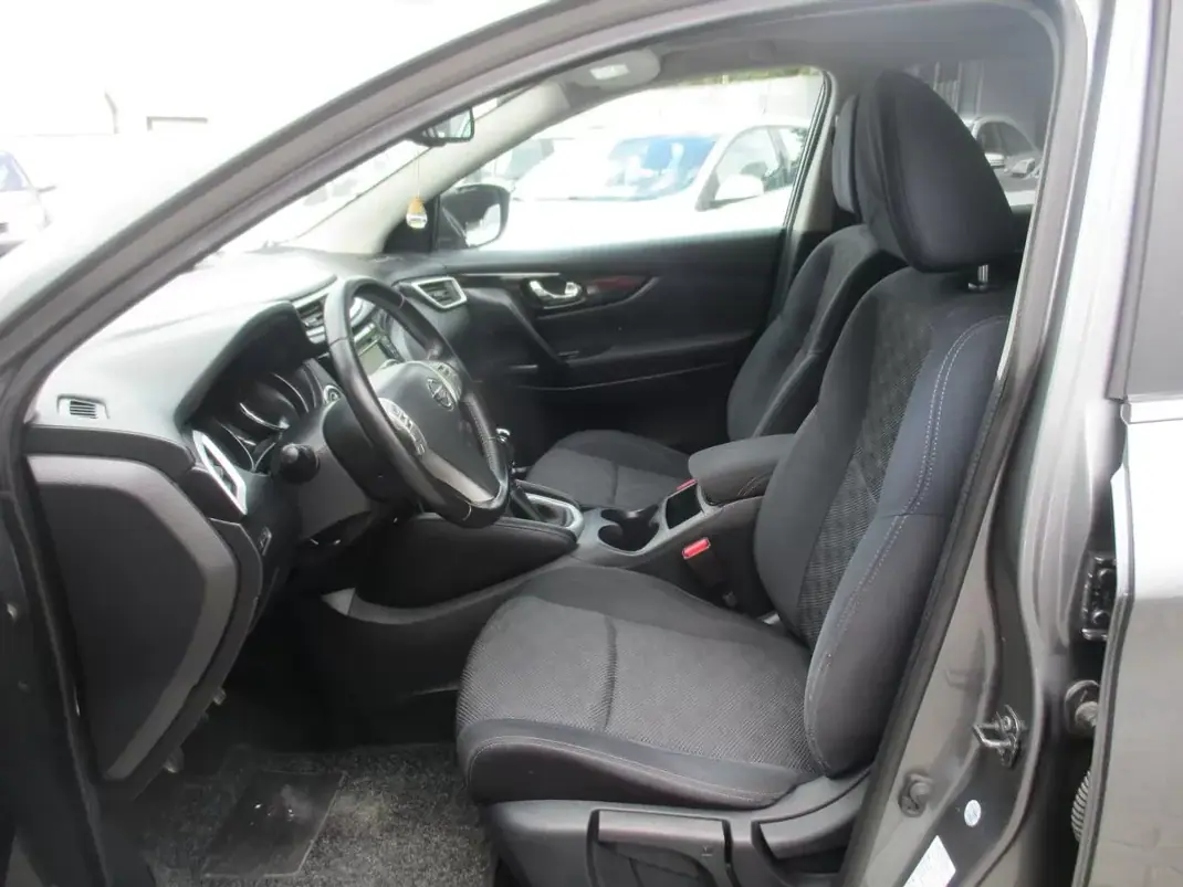 Nissan Qashqai 2016 - 13990 EUR, 190000 km - 190000km - foto 20 de 25