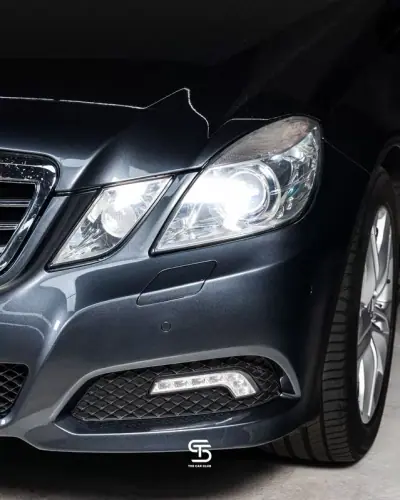 Mercedes-Benz E 220 2009 - 13950 EUR, 217989 km - AUTO.MOTO.pt - 217989km - foto 9 de 19