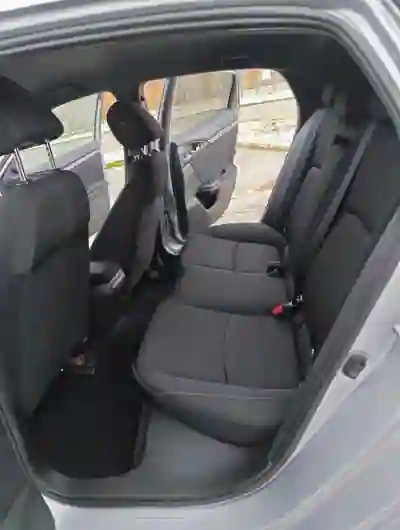Honda Civic 2018 - 16700 EUR, 119000 km - 119000km - foto 12 de 15