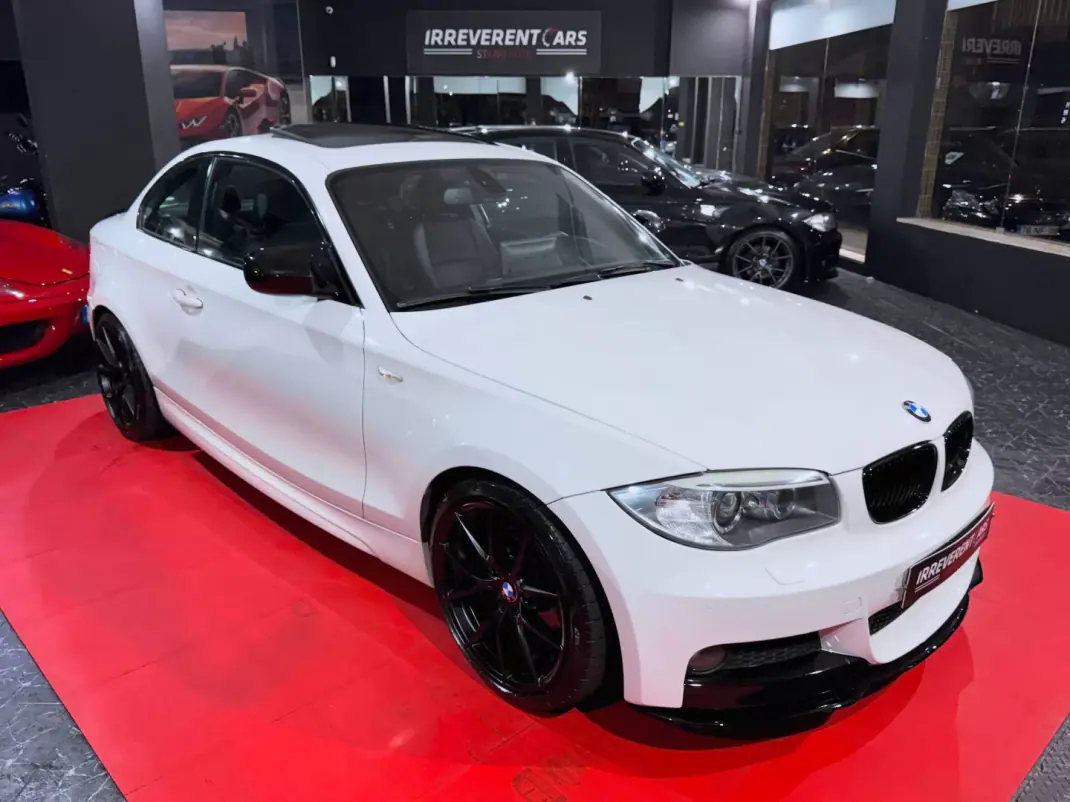 BMW 120 2012 - 16990 EUR, 195369 km - AUTO.MOTO.pt - 195369km - foto 3 de 15
