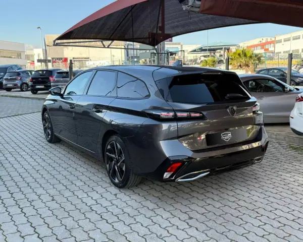 Peugeot 308 SW 2024 - 24900 EUR, 39000 km - AUTO.MOTO.pt - 39000km - foto 3 de 10
