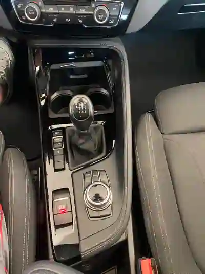 BMW X1 2016 - 17500 EUR, 137500 km - AUTO.MOTO.pt - 137500km - foto 14 de 15