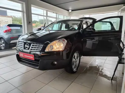 Nissan Qashqai 2010 - 6750 EUR, 250000 km - AUTO.MOTO.pt - 250000km - foto 21 de 32