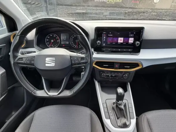 SEAT Arona 2022 - 16900 EUR, 88700 km - AUTO.MOTO.pt - 88700km - foto 3 de 12