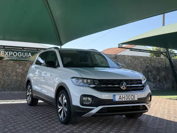 Volkswagen T-Cross 2021 - 18800 EUR, 60157 km - AUTO.MOTO.pt - 60157km - foto 2 de 20