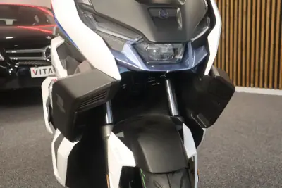 2026 - 2990 EUR, 1 km - AUTO.MOTO.pt - 1km - foto 5 de 15