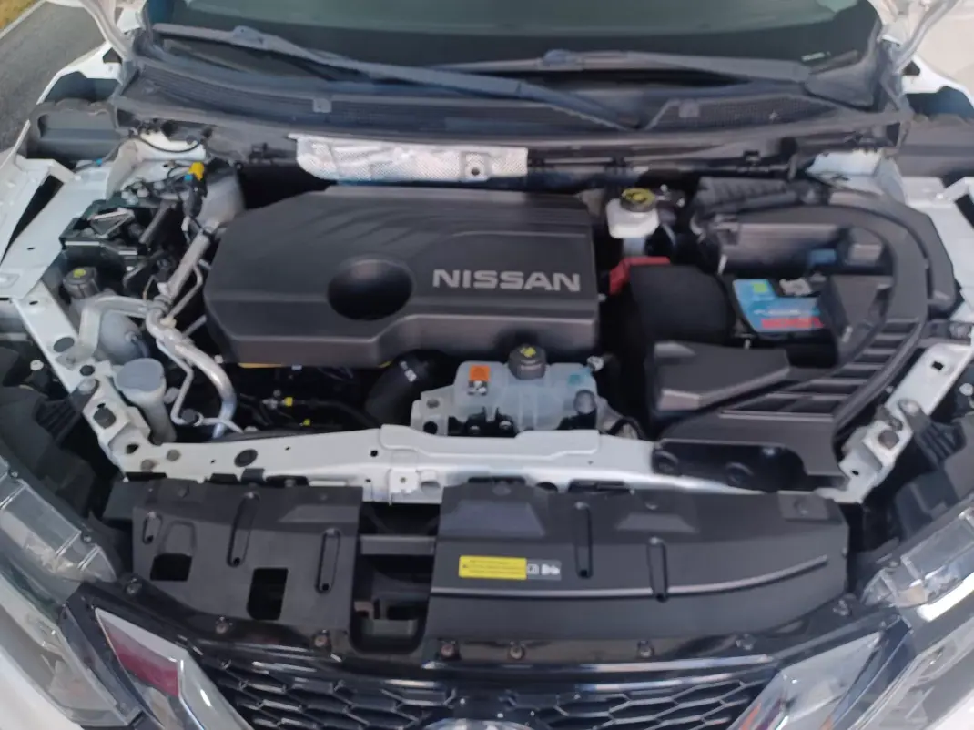 Nissan Qashqai 2018 - 17900 EUR, 54008 km - 54008km - foto 37 de 39