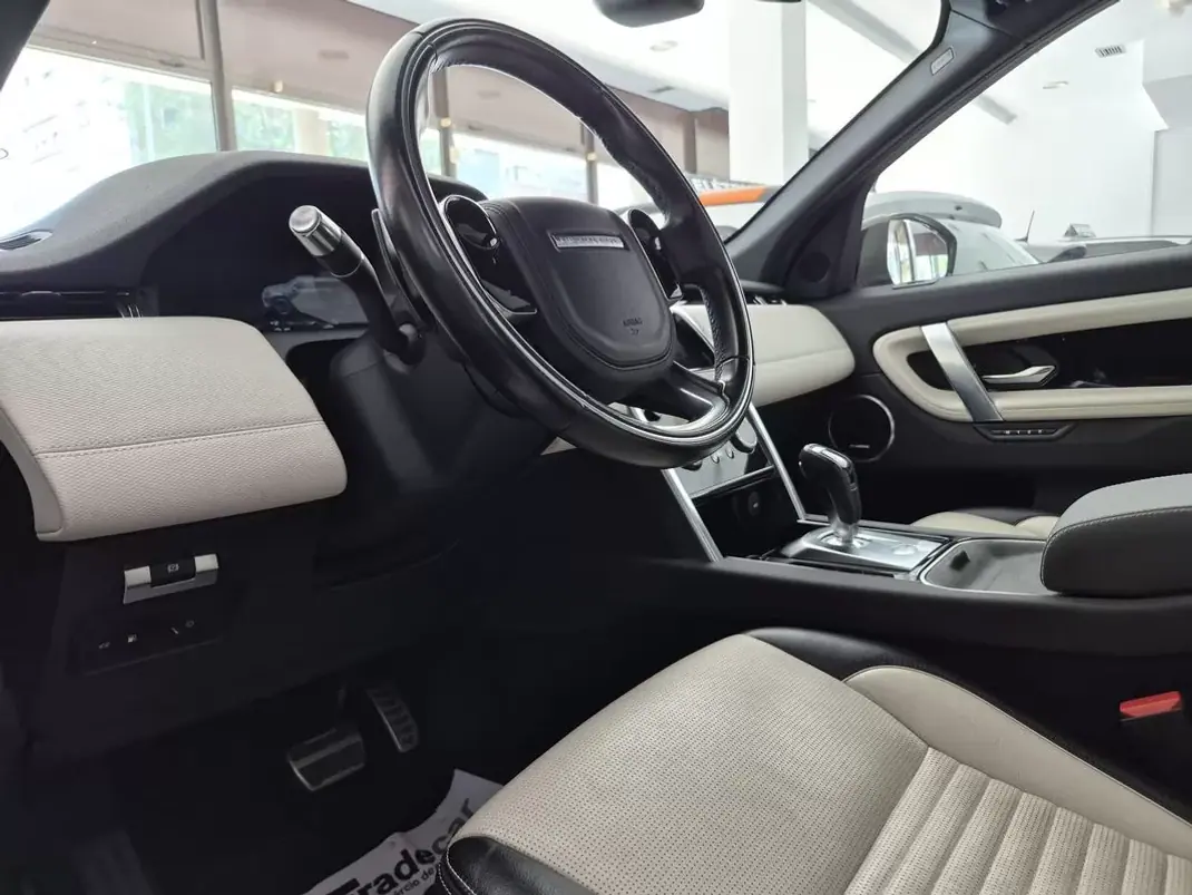 Land Rover Discovery Sport 2020 - 33900 EUR, 60481 km - AUTO.MOTO.pt - 60481km - foto 50 de 58