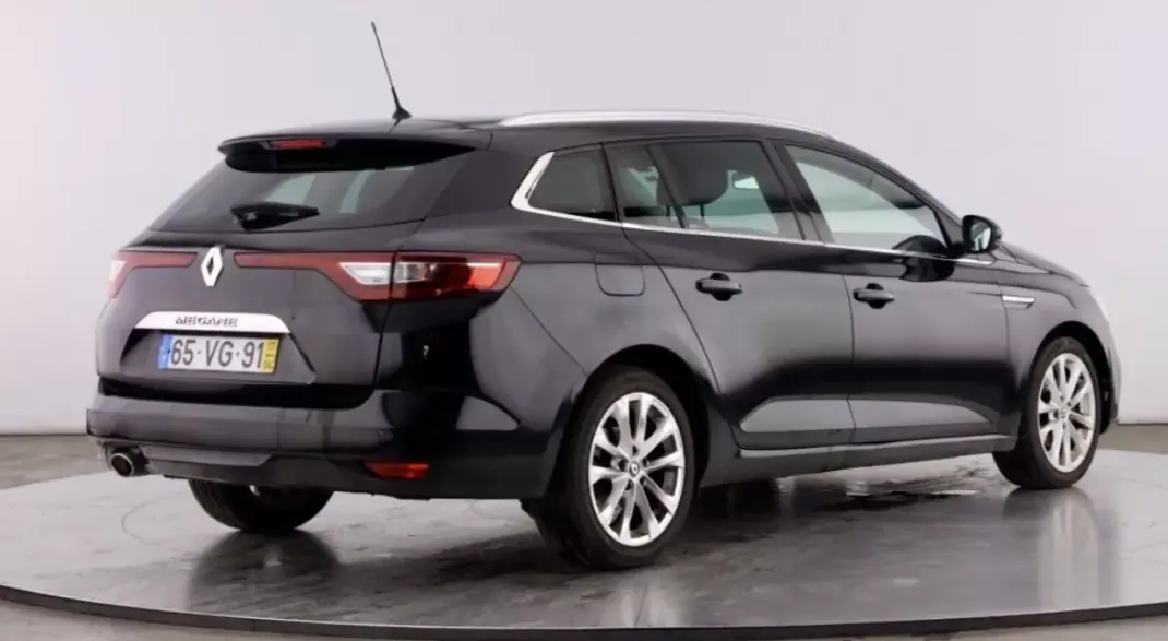 Renault Mégane Sport Tourer 2017 - 12799 EUR, 112021 km - 112021km - foto 5 de 15
