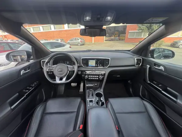 Kia Sportage 2019 - 22500 EUR, 70500 km - AUTO.MOTO.pt - 70500km - foto 13 de 18