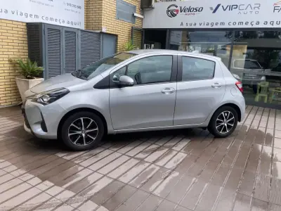 Toyota Yaris 2020 - 15900 EUR, 21350 km - AUTO.MOTO.pt - 21350km - foto 7 de 21