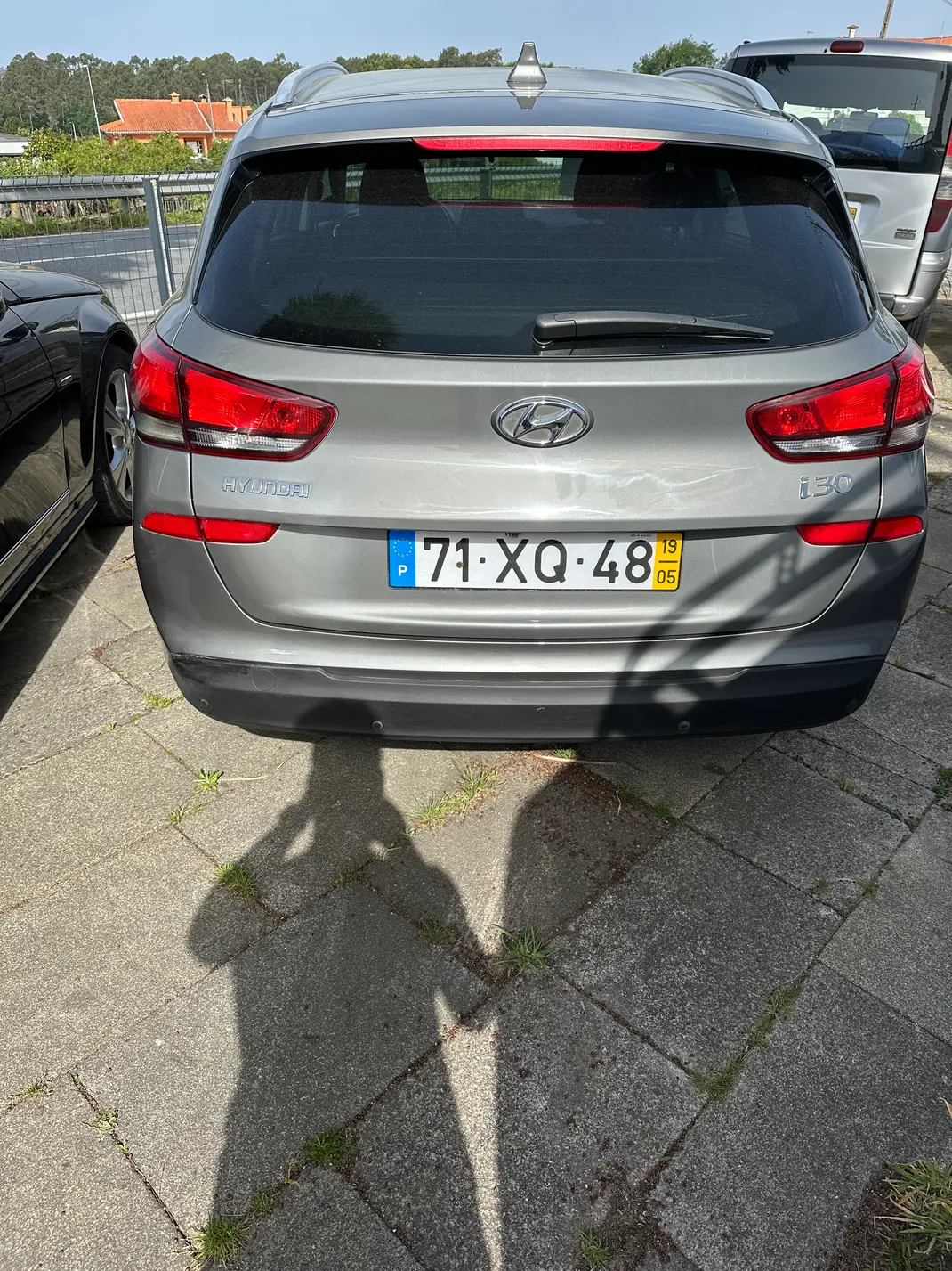 Hyundai i30 SW 2019 - 10799 EUR, 320000 km - AUTO.MOTO.pt - 320000km - foto 5 de 12