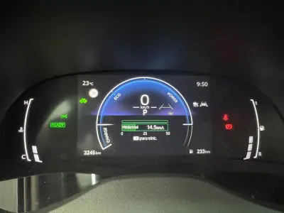 Toyota Yaris Cross 2025 - 30000 EUR, 3300 km - AUTO.MOTO.pt - 3300km - foto 20 de 25