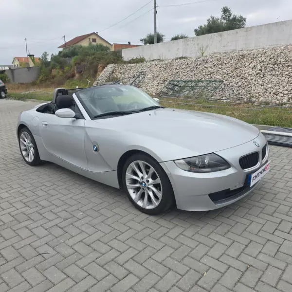 BMW Z4 2007 - 15750 EUR, 142385 km - 142385km - foto 30 de 36