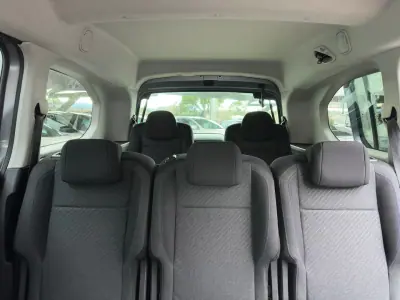 Peugeot Rifter 2018 - 20900 EUR, 64900 km - AUTO.MOTO.pt - 64900km - foto 19 de 22