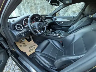 Mercedes-Benz C 200 2018 - 19900 EUR, 220000 km - AUTO.MOTO.pt - 220000km - foto 2 de 17