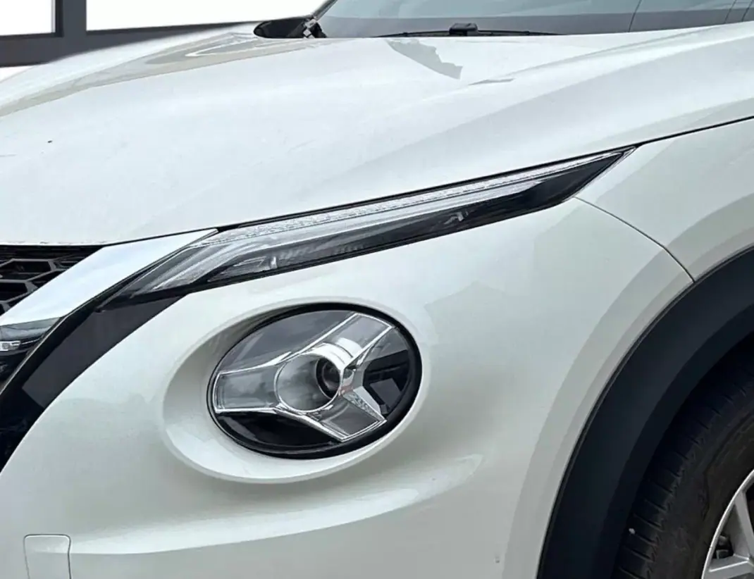 Nissan Juke 2021 - 18490 EUR, 44900 km - AUTO.MOTO.pt - 44900km - foto 5 de 10