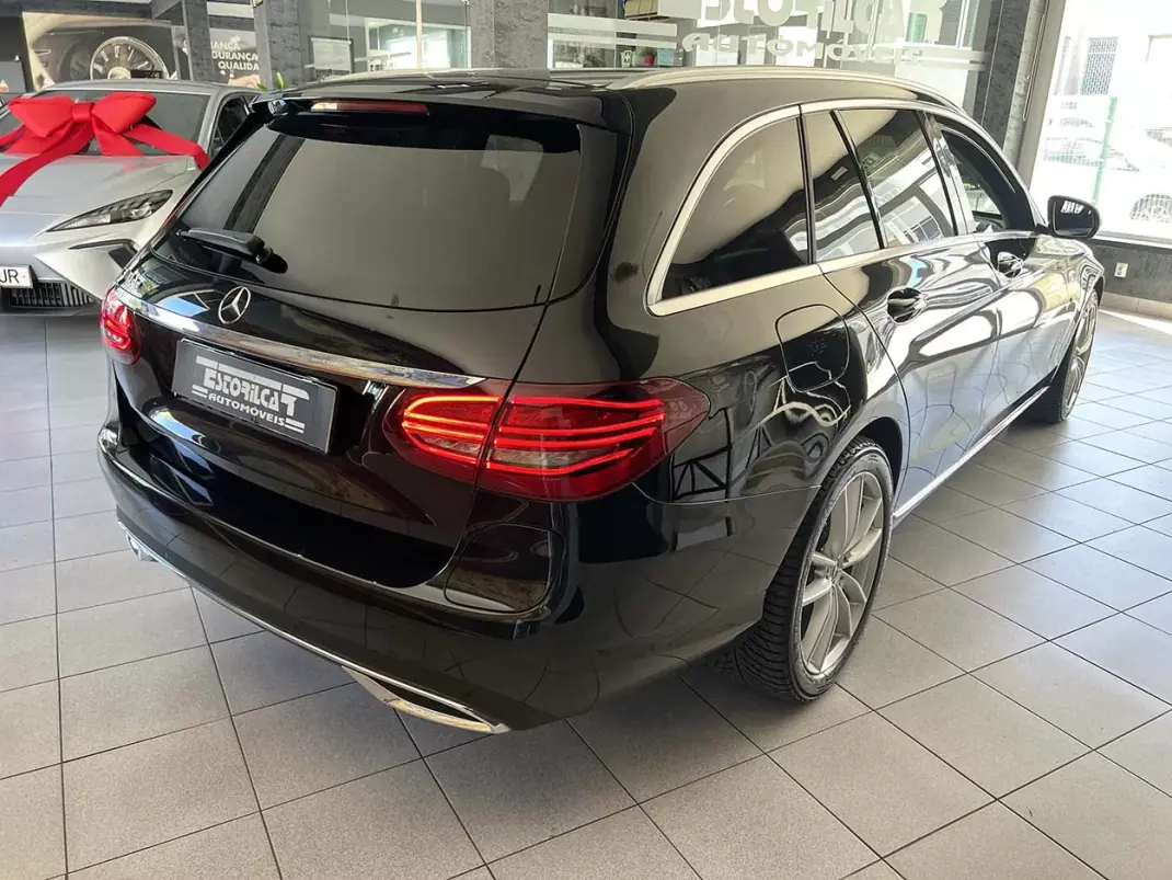 Mercedes-Benz C 300 2020 - 23800 EUR, 127619 km - 127619km - foto 4 de 25