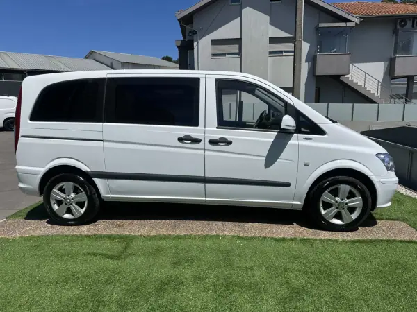 Mercedes-Benz Vito 2010 - 14900 EUR, 340000 km - AUTO.MOTO.pt - 340000km - foto 9 de 47
