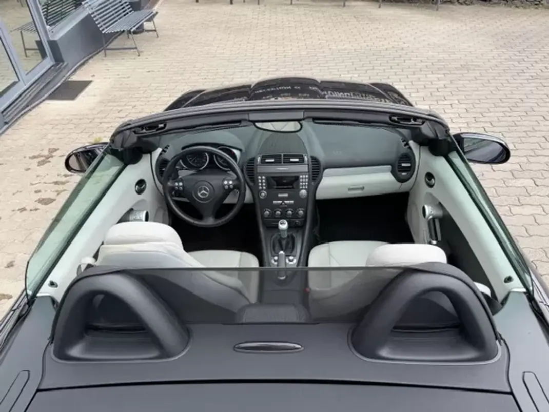 Mercedes-Benz SLK 200 2006 - 14900 EUR, 90900 km - AUTO.MOTO.pt - 90900km - foto 2 de 11