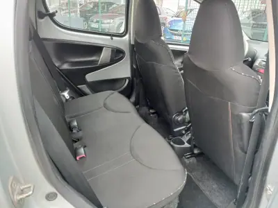 Citroën C1 2013 - 5650 EUR, 177053 km - AUTO.MOTO.pt - 177053km - foto 18 de 24