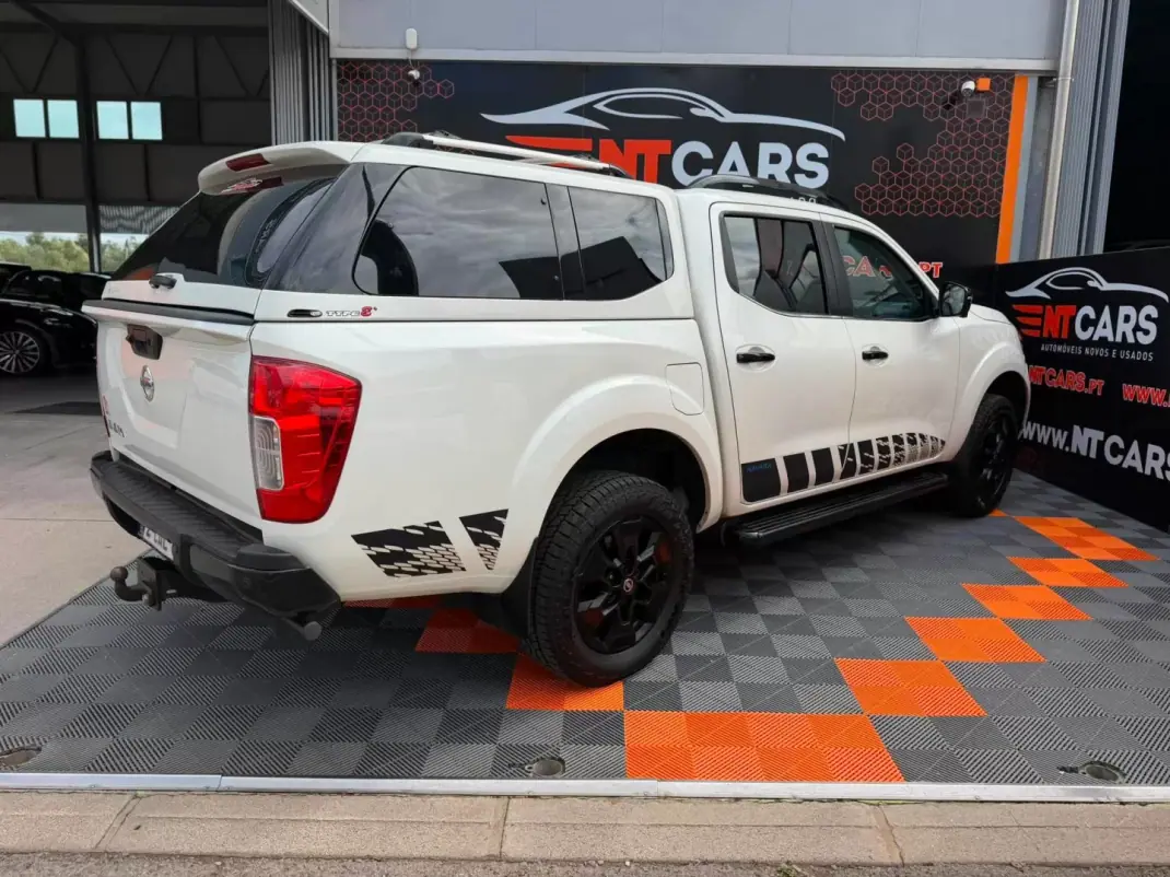 Nissan Navara 2021 - 33900 EUR, 151424 km - 151424km - foto 2 de 27