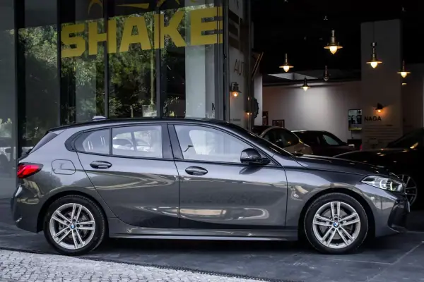 BMW 116 2021 - 23980 EUR, 54377 km - AUTO.MOTO.pt - 54377km - foto 5 de 42