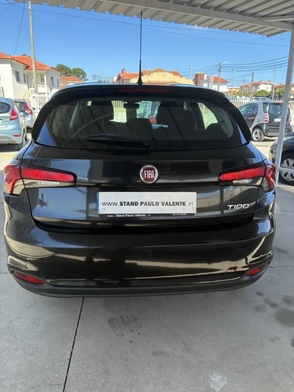 Fiat Tipo 2019 - 8999 EUR, 197000 km - AUTO.MOTO.pt - 197000km - foto 6 de 23