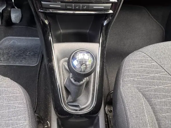 Citroën C3 2016 - 7900 EUR, 84451 km - AUTO.MOTO.pt - 84451km - foto 17 de 21