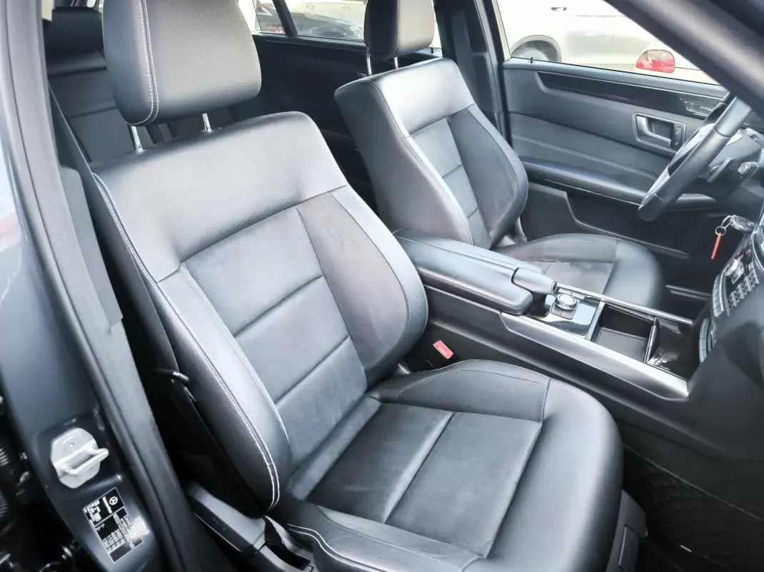 Mercedes-Benz E 250 2013 - 12950 EUR, 369000 km - AUTO.MOTO.pt - 369000km - foto 6 de 41