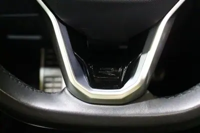 Volkswagen Arteon 2021 - 25400 EUR, 209040 km - AUTO.MOTO.pt - 209040km - foto 29 de 40