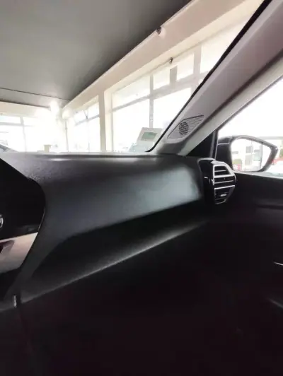 Citroën e-C4 2022 - 18500 EUR, 29900 km - AUTO.MOTO.pt - 29900km - foto 30 de 32