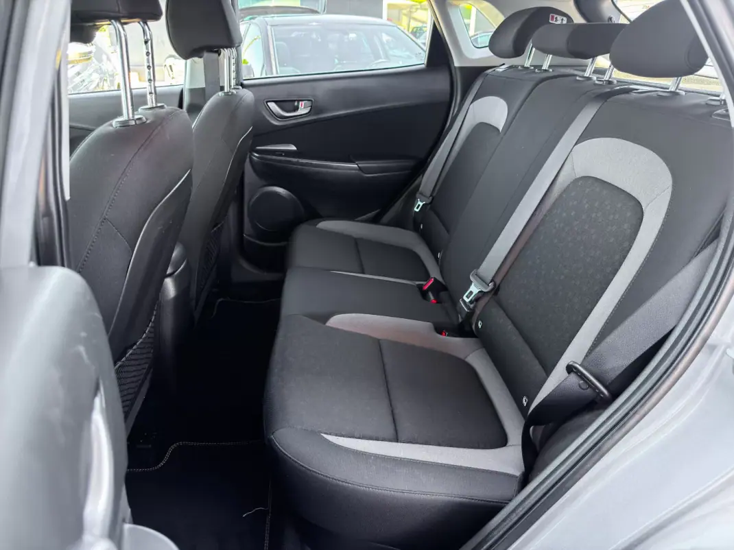 Hyundai Kauai 2018 - 13850 EUR, 71941 km - 71941km - foto 14 de 19