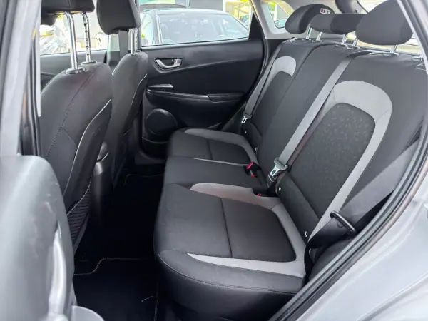 Hyundai Kauai 2018 - 13850 EUR, 71941 km - AUTO.MOTO.pt - 71941km - foto 14 de 19