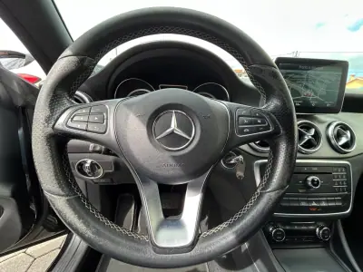 Mercedes-Benz CLA 200 2015 - 15500 EUR, 273015 km - 273015km - foto 13 de 22