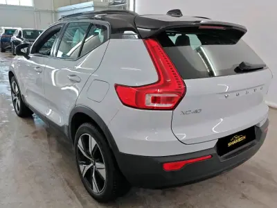 Volvo XC 40 2022 - 30900 EUR, 87733 km - 87733km - foto 4 de 9